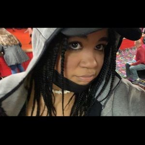 Meet your Posher, Kaley lynn